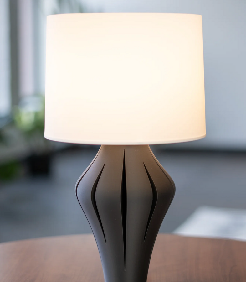 Nora Lamp – 3D Printed Soft-Curved Table Lamp